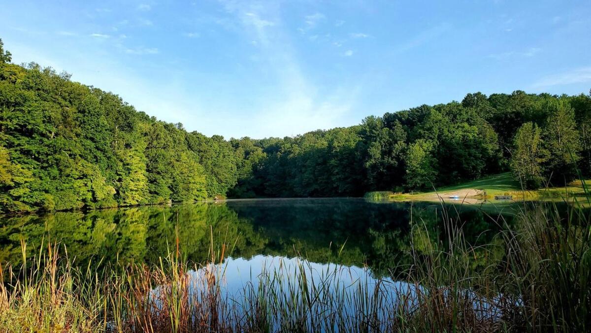 Life, Hocking Hills, Hot Tub, Fireplace, Pond *