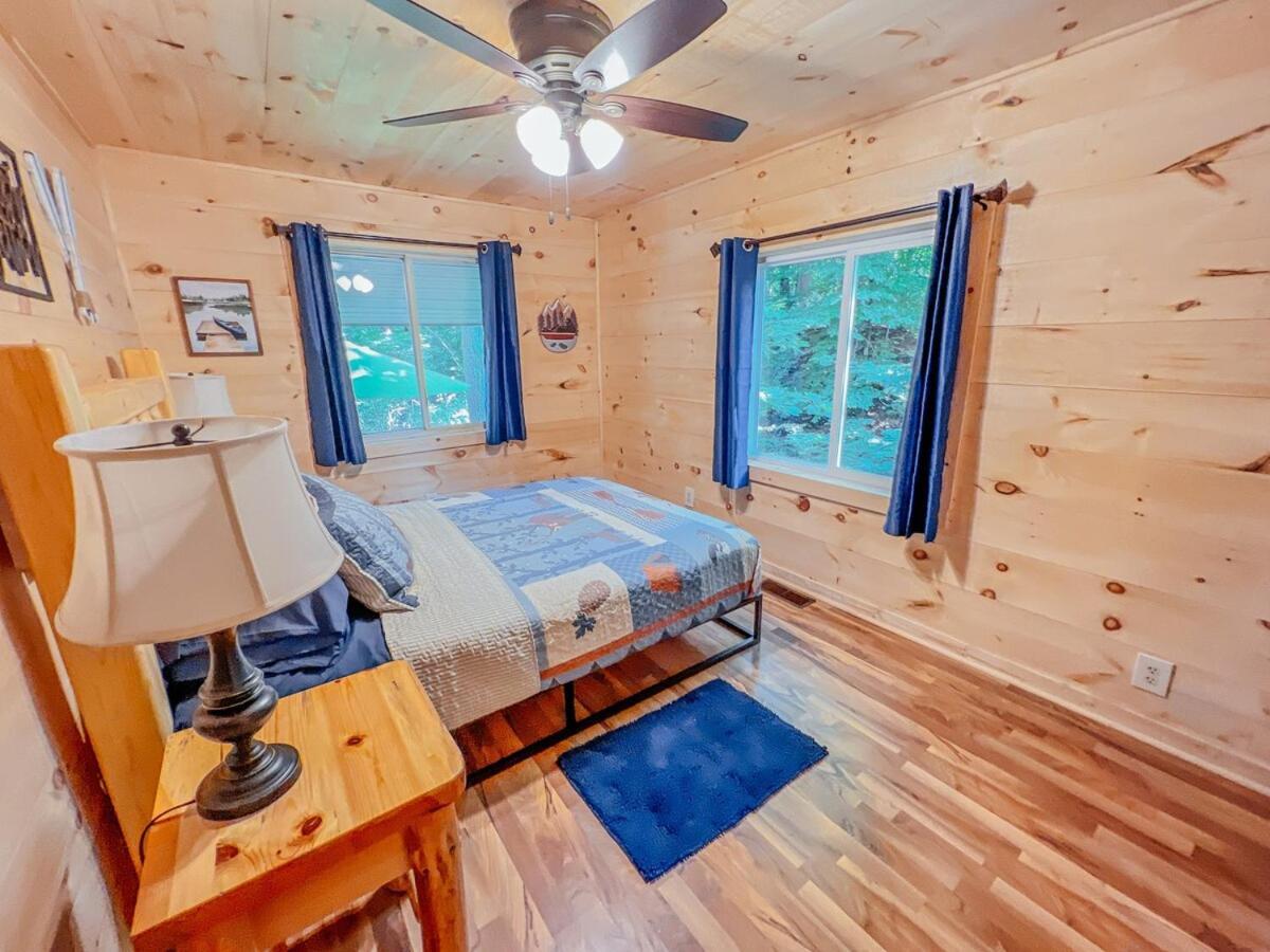 Life, Hocking Hills, Hot Tub, Fireplace, Pond * Rockbridge