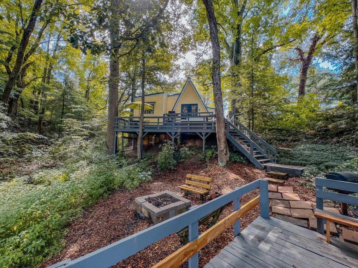 Life, Hocking Hills, Hot Tub, Fireplace, Pond Rockbridge